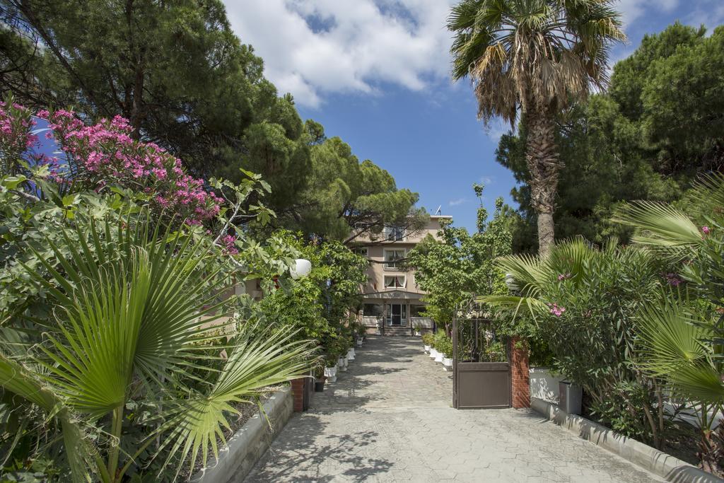 Melis Hotel Kusadası Eksteriør billede